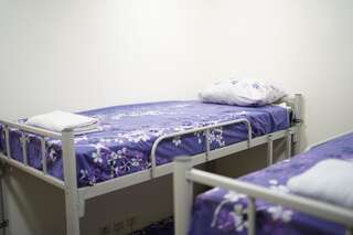 Хостелы Hostel Plovdiv Пловдив Односпальная кровать в общем номере с 4 кроватями-7