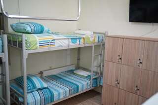 Хостелы Hostel Plovdiv Пловдив Односпальная кровать в общем номере с 6 кроватями-10