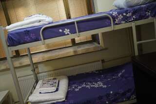 Хостелы Hostel Plovdiv Пловдив Односпальная кровать в общем номере с 4 кроватями-11