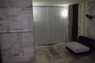 Хостелы Hostel Plovdiv Пловдив Односпальная кровать в общем номере с 4 кроватями-19